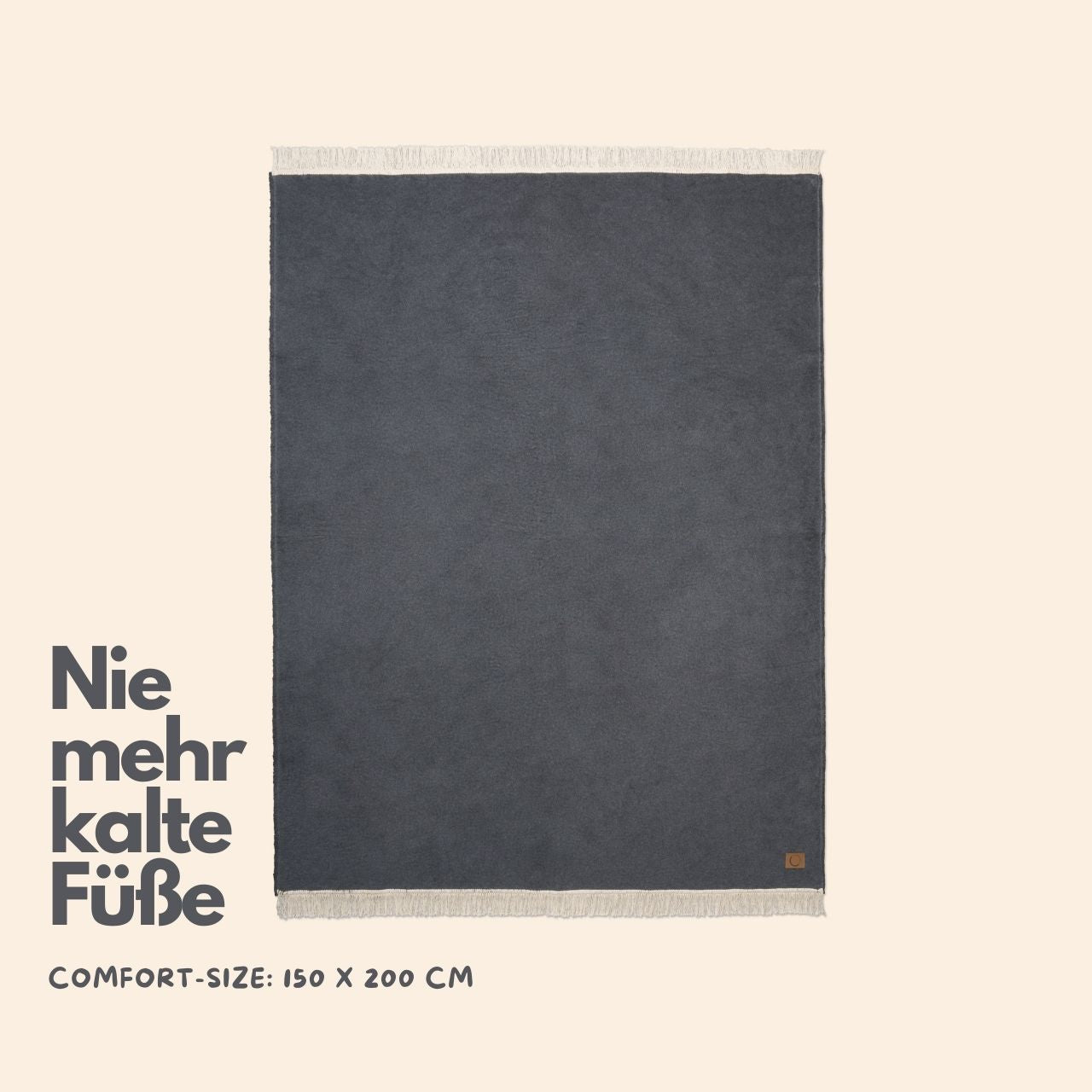 Bio-Baumwolldecke Anna Cuddle mit Fransen, Dunkelgrau