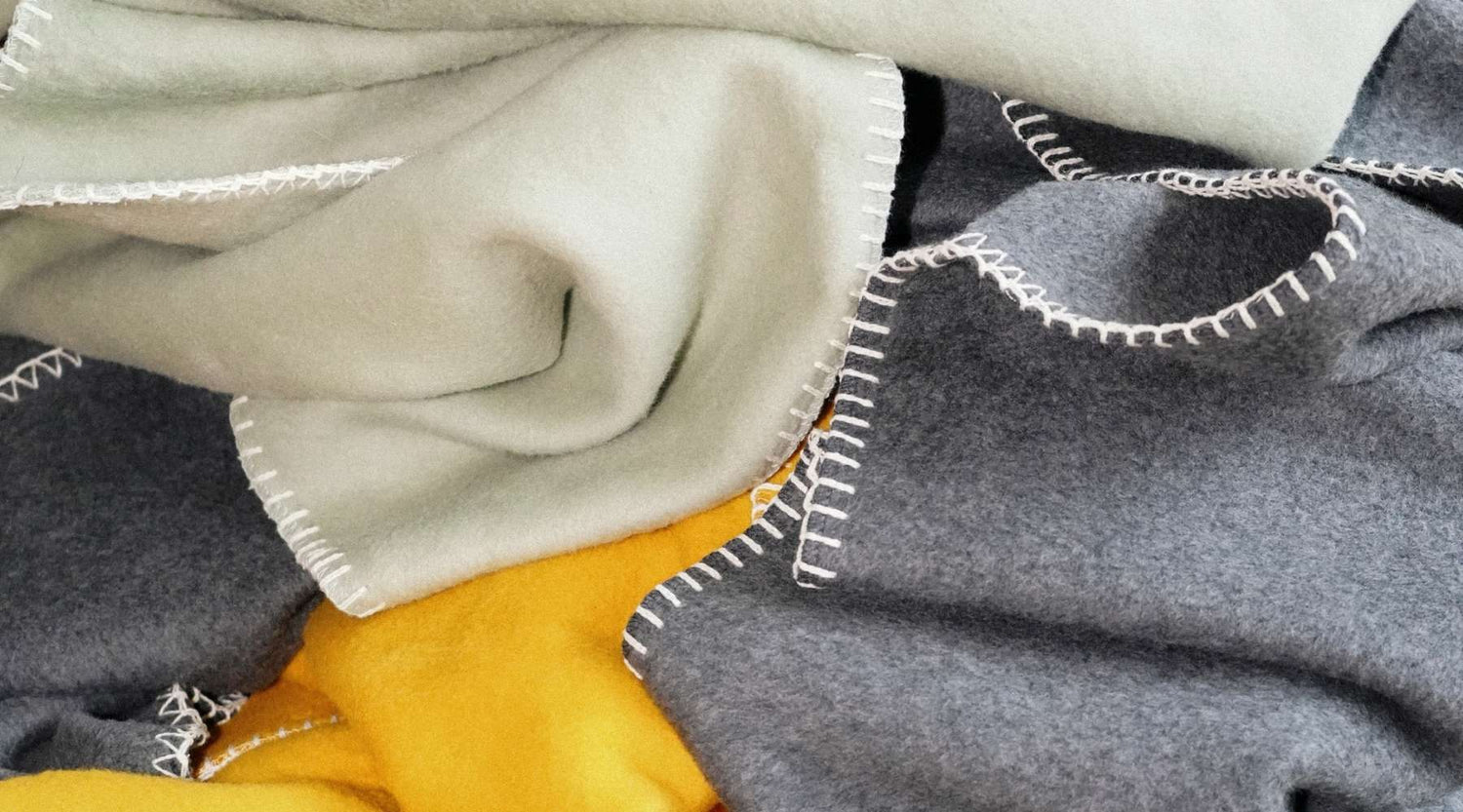 Baumwolldecke wieder weich bekommen